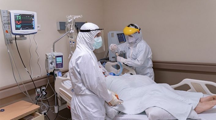 Manisa Hasta Kapasitesini Doldurdu, Sistem Çökmek Üzere, Sağlıkçılar Tükendi