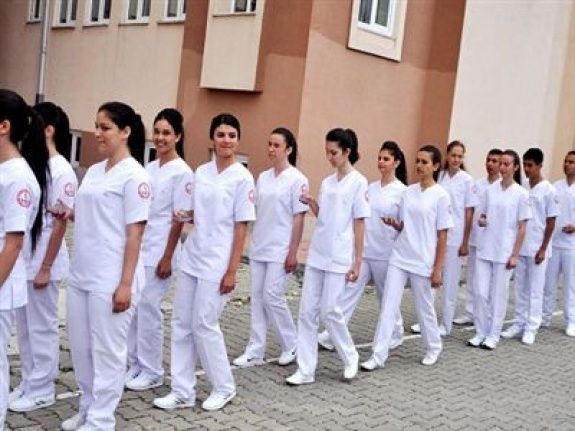 Sağlık Teknisyenleri : “Evde Oturmak Yerine Pandemide Sahada Çalışmak İstiyoruz”