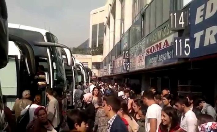 Normal bir güne göre 4 kat otobüs, 3 kat uçak bileti satıldı