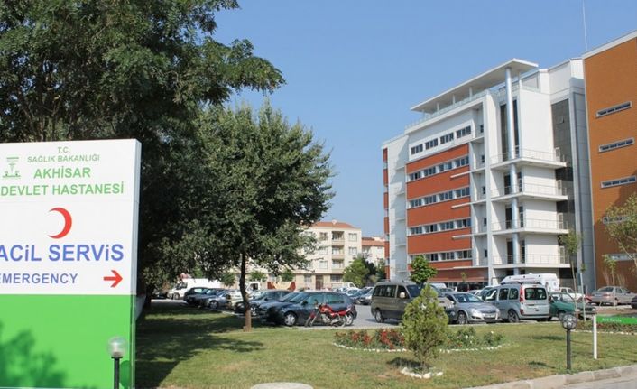 Bıçaklı kavgada ağır yaralanan 25 yaşındaki genç hayatını kaybetti