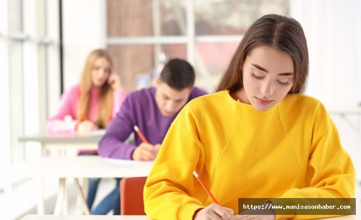LGS  yüzünden Aileler  bile adaylardan daha kaygılı! Sınavın her şeyin sonu olmadığını ona hissettirin