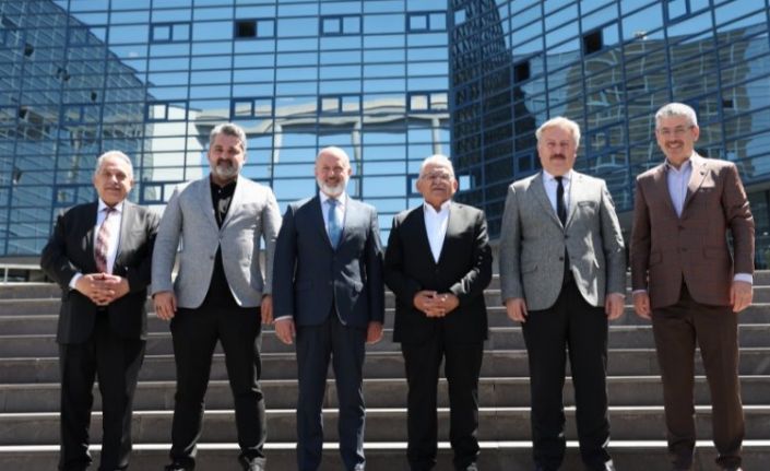 Başkan Çolakbayrakdar: “‘Birlikten Kuvvet Doğar’ sözünün en güzel örneğini sergiliyoruz”