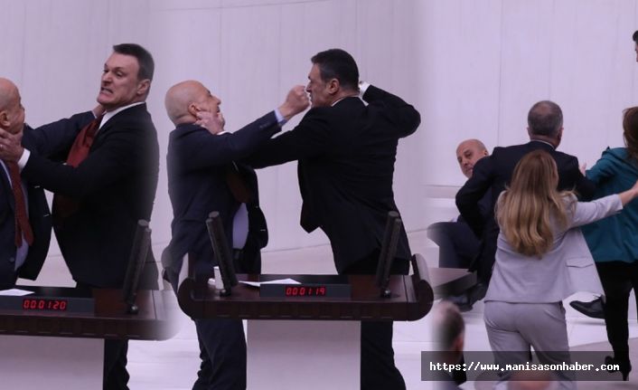 Meclis savaş alanına döndü! Eski milli futbolcu ve Meclis idare amiri Alpay, kavgayı başlatan yumrukçu vekil oldu