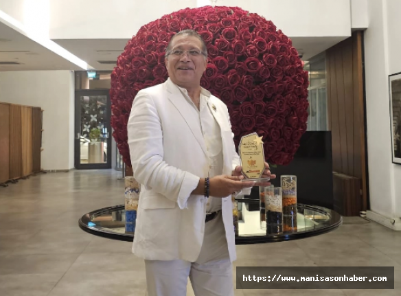 Türk gençlerine dünyanın kapısını açan eğitimci Dr. Fuat Turgut 