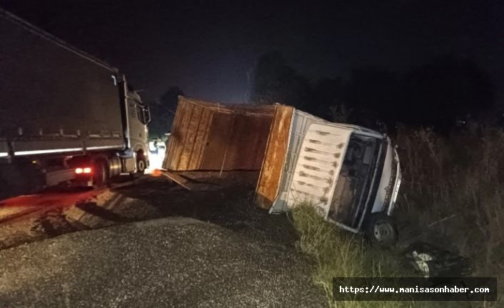 Bilecik’te hatalı sollama yapan kamyonet kaza yaptı: 1 yaralı