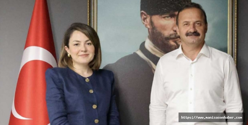 İstanbul Üniversitesi Öğretim Üyesi Burcu Zeybek, Yavuz Ağıralioğlu’nun partisinin kurucuları arasında