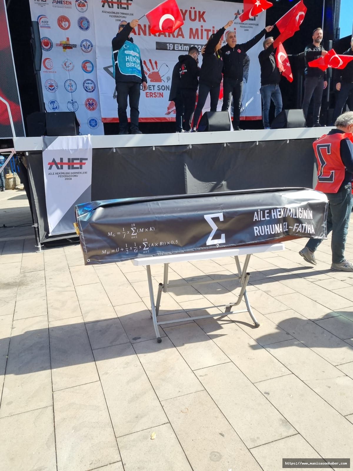 Ankara’da miting, şimdi de 3 gün iş bırakma! Aile Hekimleri seslerini  duyurma eylemlerine devam ediyor