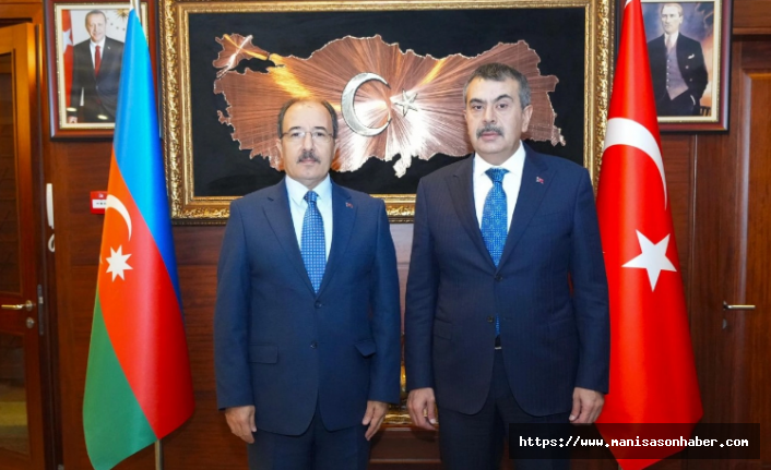 Bakan Tekin'den Azerbaycan'da Bakü Türk Anadolu Lisesi'ne ziyaret