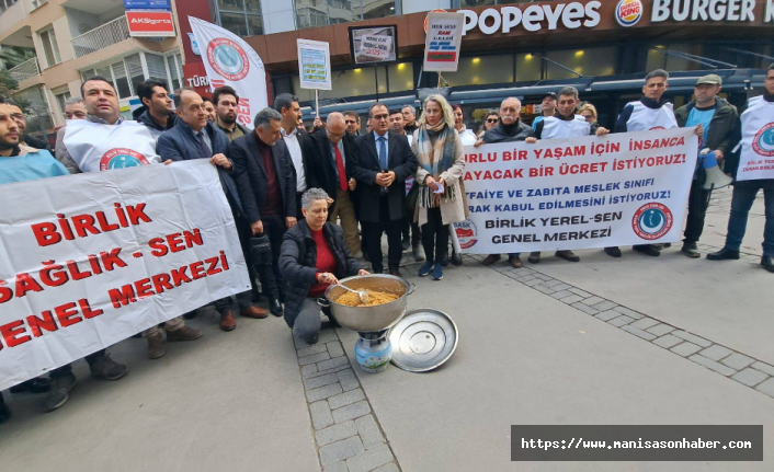 Birlik Sağlık Sen'den İzmir’de “Memuru öldürdünüz, helvası afiyet olsun”  tepki sloganı
