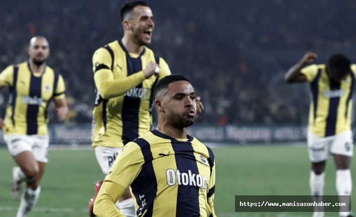 İlk yarı sarı kırmızı.. Maç sonu sarı lacivert oldu. 3-2