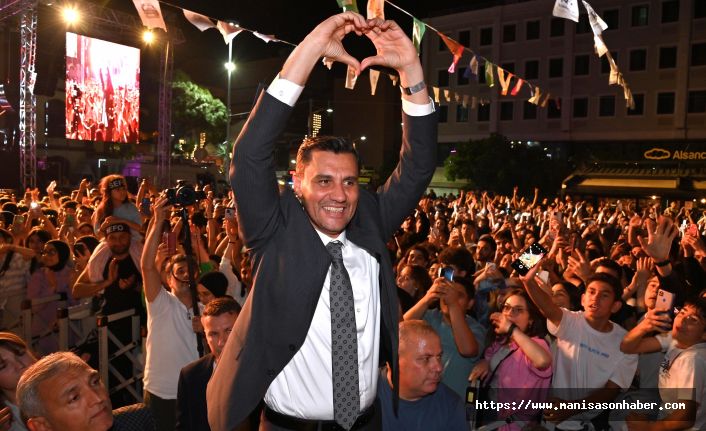 Ferdi Başkan'dan Sevgililer Günü Mesajı Gecikmedi “Manisa’ma bir başka bakıyorum”