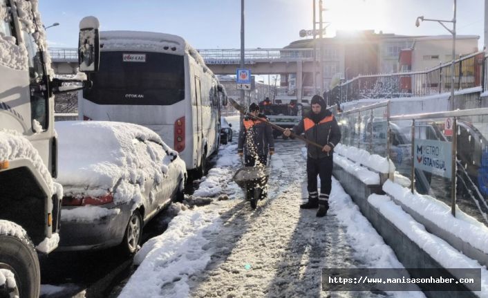İstanbul'da hafta sonu sınav ve eğitimlere zorunlu ara!