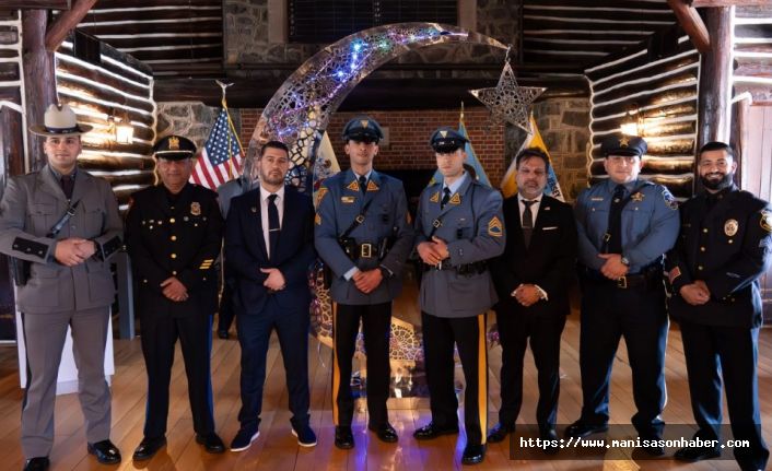 New Jersey Eyalet Polisi, 'Hilal Aydınlatma Töreni'ne katıldı
