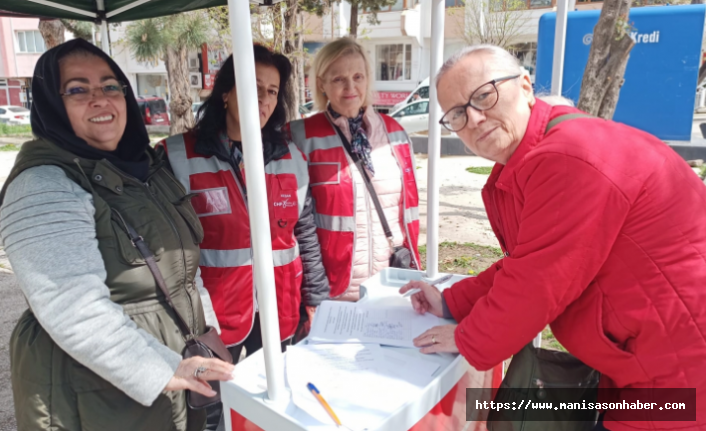 Edirne Keşan'da CHP’den erken seçim ve İmamoğlu için imza çağrısı