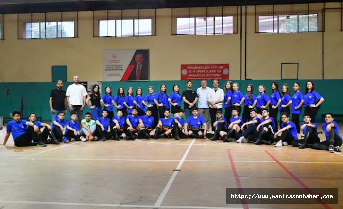Yunusemre Belediyespor Halk Oyunları Ekibi Ege Bölge Şampiyonası'nda Manisa'yı Temsil Edecek