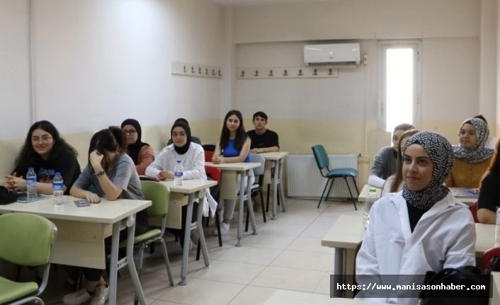 Manisa'da Yaz Kurslarına Yoğun İlgi: Başvurular Devam Ediyor