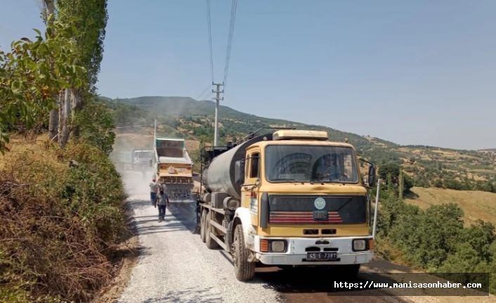 Manisa'dan ulaşım konforu için 13 bin ton asfalt
