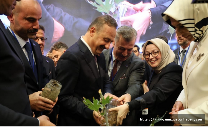Anahtar Parti 1. Yılını Coşkuyla Kutladı: “Milletin Sesi, Çözümün Adresi Olacağız”
