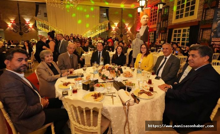 Manisa’da Öğretmenler Günü’ne Özel Büyük Jest: Maaşlar Artırıldı, Ulaşımda Büyük İndirim Başladı