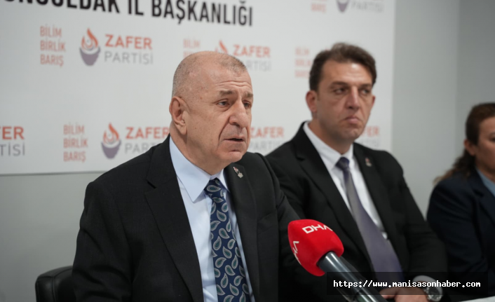 ÖZDAĞ İMRALI KAFİLESİNE SORDU "Öcalan'ın pis elini sıkacak mısınız? Abdullah Bey mi diyeceksiniz?"