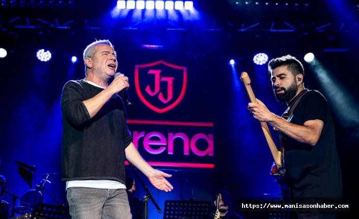 Türk Popunun Efsanesi Levent Yüksel’den Jolly Joker Arena’da Unutulmaz Gece