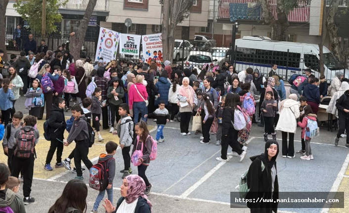 Yunusemre Üzümcüler İlkokulu’nda Kermes: Gelirin Bir Kısmı Gazze’ye Bağışlandı