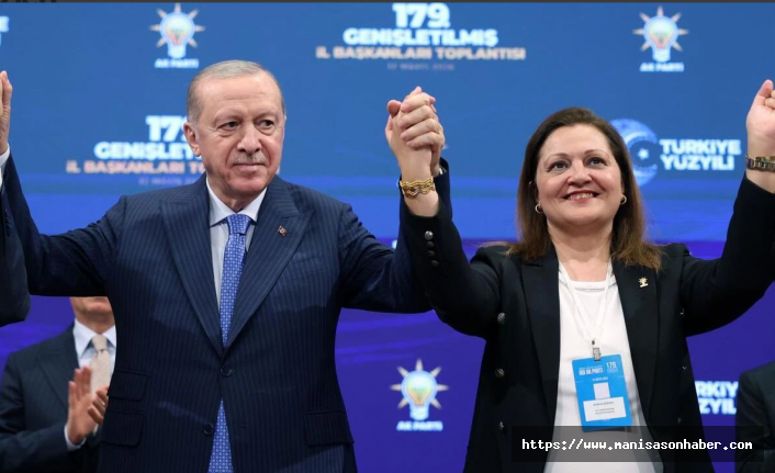 “Faşist” Eleştirisinden Rozet Törenine: Siyasette Dikkat Çeken Dönüş