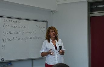Çocuklarımızın dijital dünyada tüketen değil, teknoloji aracılığıyla içerik üreten yaratıcı bireyler olmalarını istiyoruz