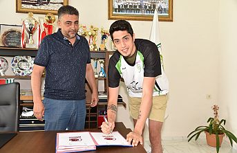 Manisa BBSK’ya 2.03’lük Forvet