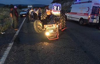 Römorklu traktöre arkadan çarptı 5 kişi yaralandı
