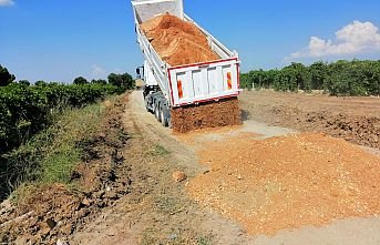 Saruhanlı Belediyesi'nden Arazi Yollarında Islah Çalışması