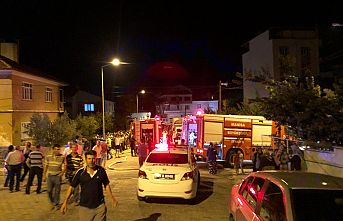Evin kömürlüğünde çıkan yangın korkuttu