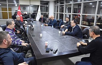 Akhisar Belediyesi, 65 yaş üstü vatandaşların emrinde!