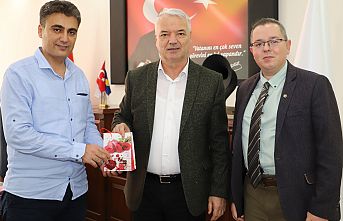 Belediye Başkanı, Hayat Kurtaran Memuru Ödüllendirdi