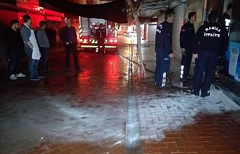 Gece Yarısı Çıkan Yangın Korkuttu