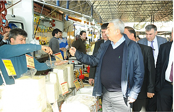 65 Yaş Üstü Emeklilere Belli Günlerde Alışveriş İzni Gelmeli