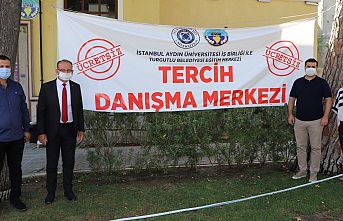 Turgutlu Belediyesi Üniversite Tercih Merkezleri Açıldı