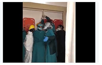 Korkunç Manzara! Hastanede saldırılara karşı barikat kurdular