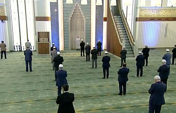Flaş Açıklama ! Diyanet: Koronavirüse yakalananlar cuma namazına gelmesin