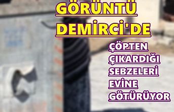 Burası Demirci! Nerede Sosyal Devlet? Çöpten sebze ve yiyecek çıkarıp evlerine götürüyorlar