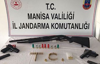 Göçmen kaçakçılığı yapmaktan aranan şahıs ele geçirildi