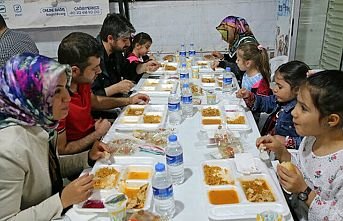 Ramazan'da 'kalabalık iftar sofraları kurulmaması' uyarısı