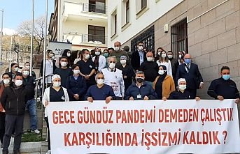 Sağlıkçılar WhatsApp Mesajıyla İşten Çıkarıldı!