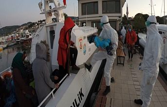 Ege Denizi'nde 40 düzensiz göçmen kurtarıldı