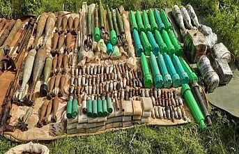 PKK mağarasında çok sayıda silah ve mühimmat ele geçirildi