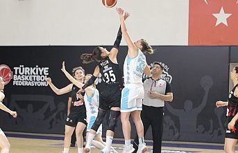 Turgutlu Belediye Kadın Basketbol 2’de 2 Yaptı