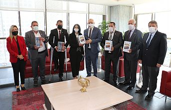 Sizler bizim sahadaki gözümüz ve kulağımızsınız