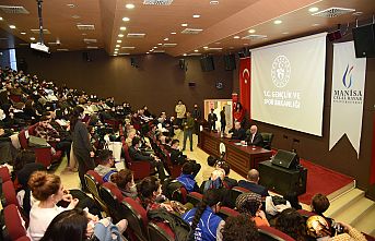 Manisa Valisi Karadeniz, Gençlerle Bir Araya Geldi