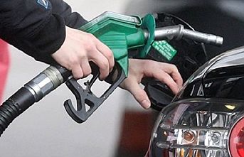 Benzine bu gece 97 kuruş indirim geliyor