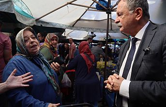 Hayat Pahalılığına İsyan Eden Vatandaş İçini Başkanlara Döktü